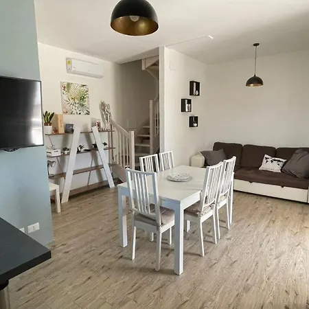 Gorgo Sun Holiday home *